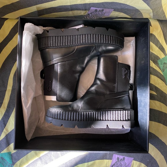 Puma Shoes - Womens Fenty By Rihanna Chelsea Sneaker Boot Black,  size 7